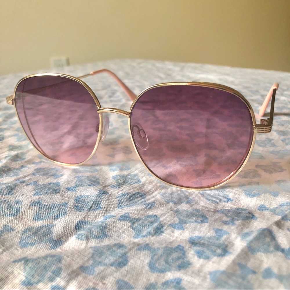 Mauve Purple Sunglasses (NWOT)